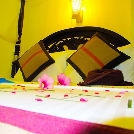 Shanika Beach Inn Tangalle Exterior foto