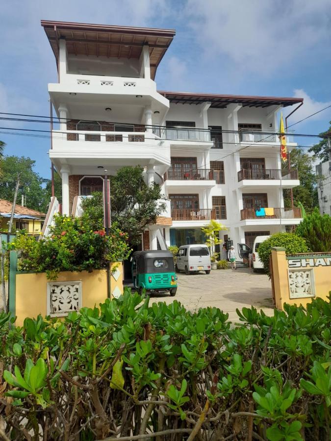 Shanika Beach Inn Tangalle Exterior foto