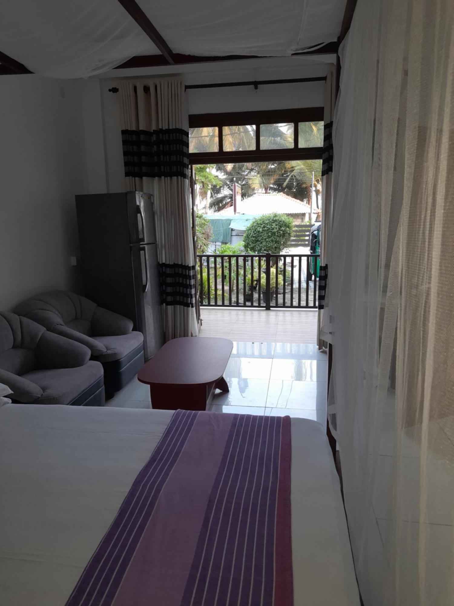 Shanika Beach Inn Tangalle Zimmer foto