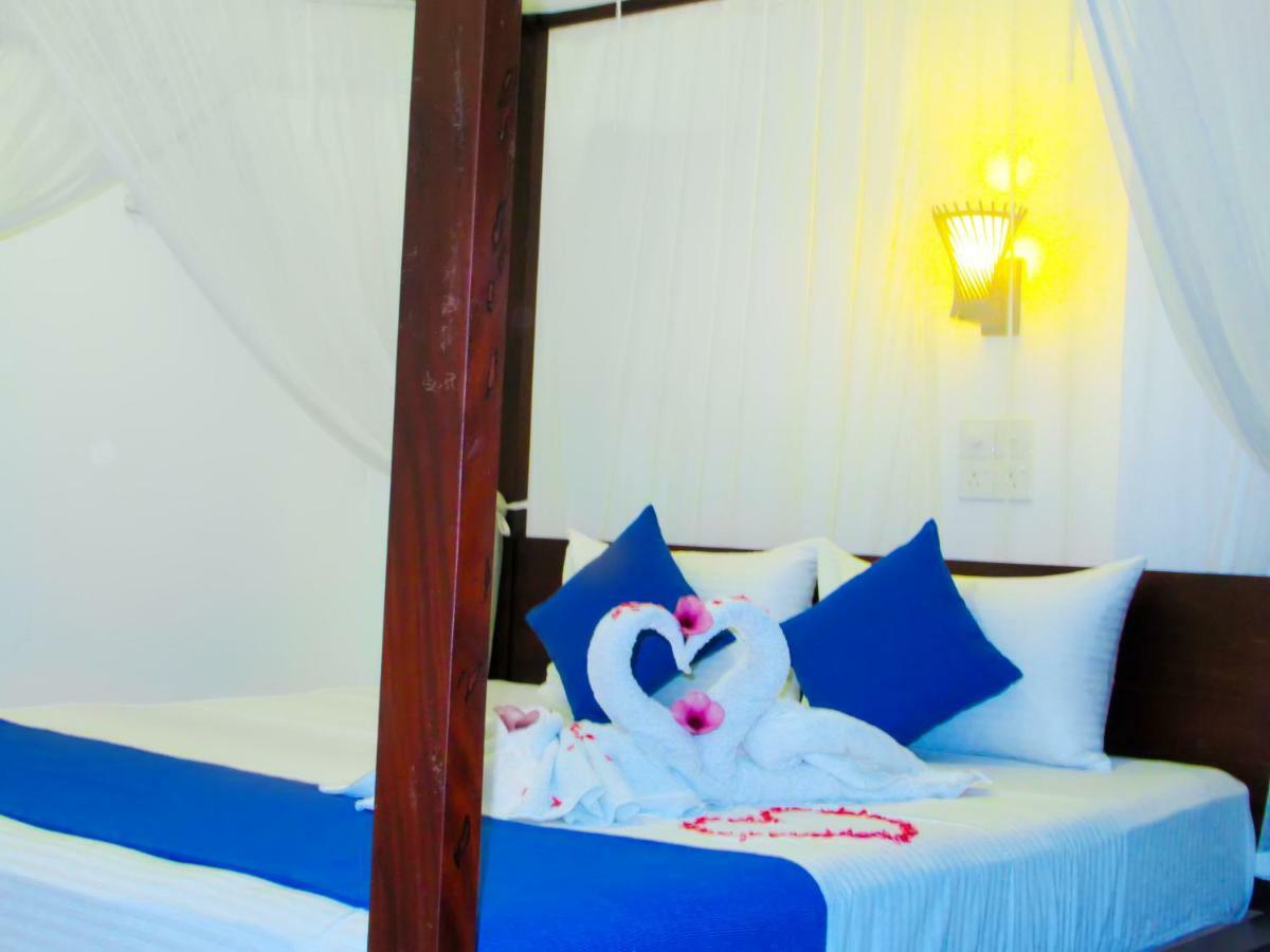 Shanika Beach Inn Tangalle Exterior foto